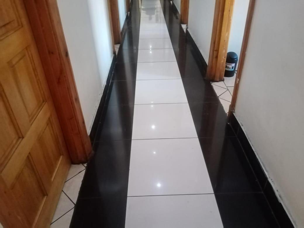 Ebony Guest House Pretoria-Noord Eksteriør billede